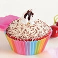 thumbnail image 3 of Paquete de 100 Macarena forro Cupcake envoltorio de magdalena Arco iris, 3 of 8