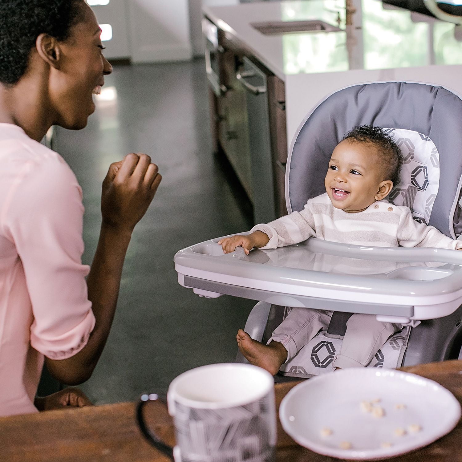 SmartServe 4-in-1 High ChairMC - ClaytonMC
