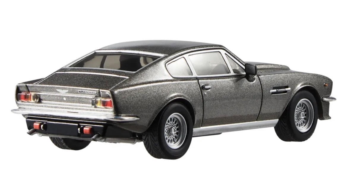 Hot Wheels 1985 Aston Martin V8 Vantage Premium 1:43 Scale