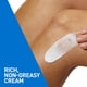 thumbnail image 5 of Crema hidratante CeraVe 177 ml, paquete de 1, 5 of 8