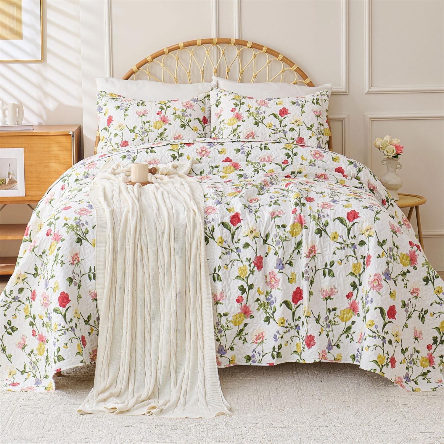3 Piece Floral Quilt Sets Queen Size, Soft Lightweight Microfiber Bedspreads Reversible Coverlet