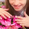 Springcorner 120 Pcs Kids Fake Nails, Pre-glued, Full Cover Glitter