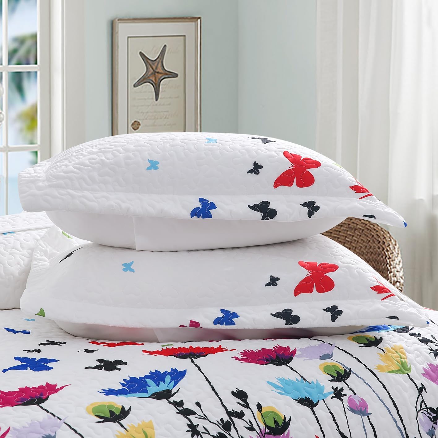 Floral Bedspread for Queen Beds  Includes Bedspread and Shams (White)
