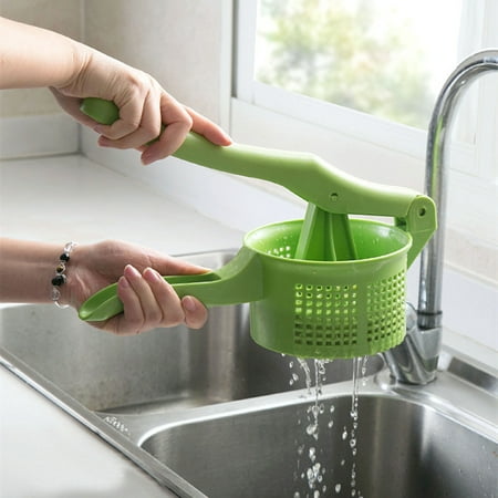

TUTUnaumb Large Fruit And Vegetables Dryer Squeezer Quick Dry Design BPA Free Dry Off Lettuce And Vegetable Kitchen Food Strainer For Dumpling Filling Filter 1.5L-Green