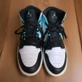 thumbnail image 3 of A i r-Jor-dan 1 Mid Island Green - 554724-132 size 8.5, 3 of 6