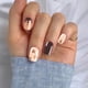 thumbnail image 4 of Con piezas rayadas, incluyendo un set de diseño de uñas acrílicas pegadas, es un pegamento para uñas y un molde de presión para mujeres y niñas, 24 pegamentos, 4 of 8