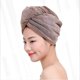 thumbnail image 3 of Gorro secador de pelo de microfibra de secado rápido con tejido supersuave y absorbente y cierre de botón, color beige., 3 of 5