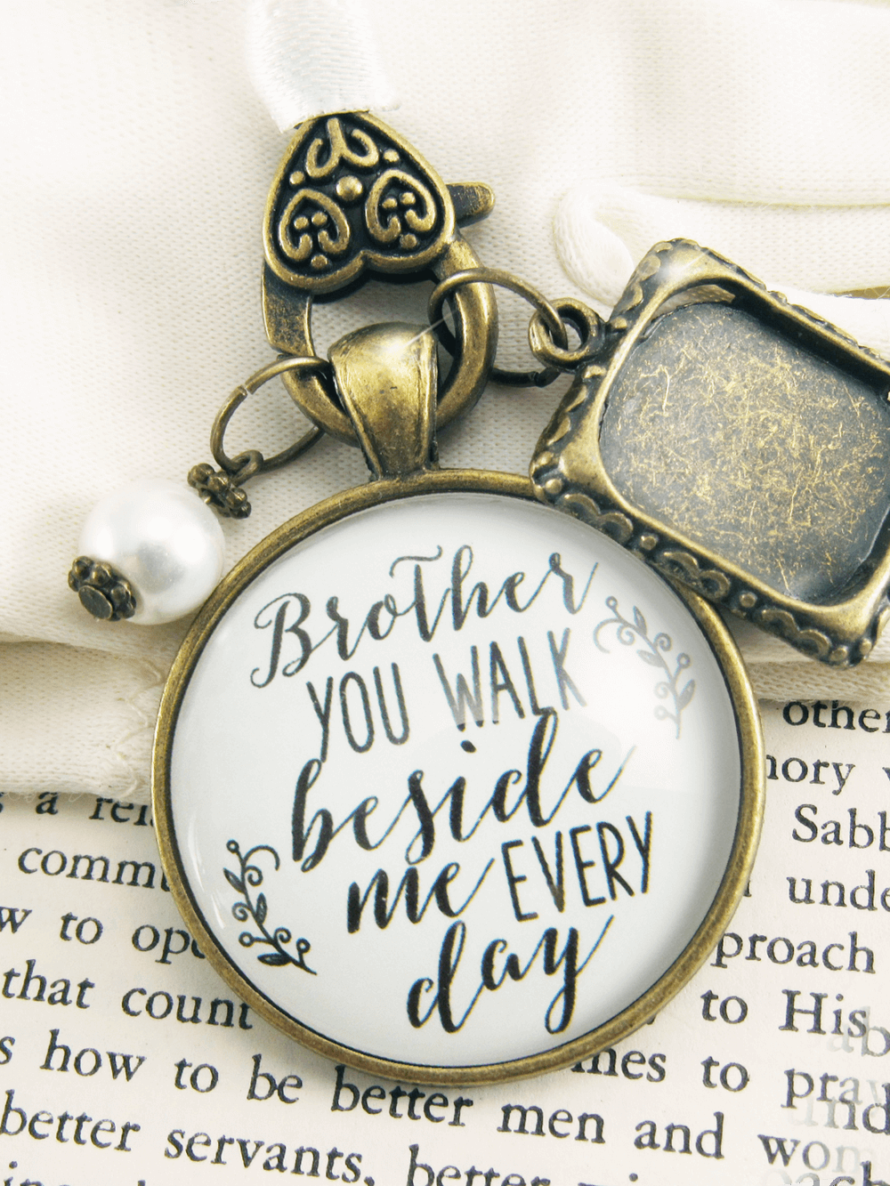 Bridal Bouquet Photo Charm Brother Beside White Wedding Memorial Picture Frame Jewel