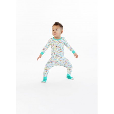 

Sleep On It Infant/Toddler Boys Neon Zoo Snug Fit 2-Piece Pajama Sleep Set With Matching Socks - White 12M