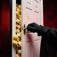 thumbnail image 4 of Guvpev Scream 7 Ghostface Door Popcorn Bucket, 9-Inch Iconic Horror Movie Jump Scare Snack Container, 3D Slasher Ghost Face Character Pail for Home Theater, Party Decor & Fans Gift, 4 of 17