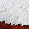 thumbnail image 3 of Safavieh Classic Shag Collection SG240A Handmade White Round Area Rug (8' Diameter), 3 of 3