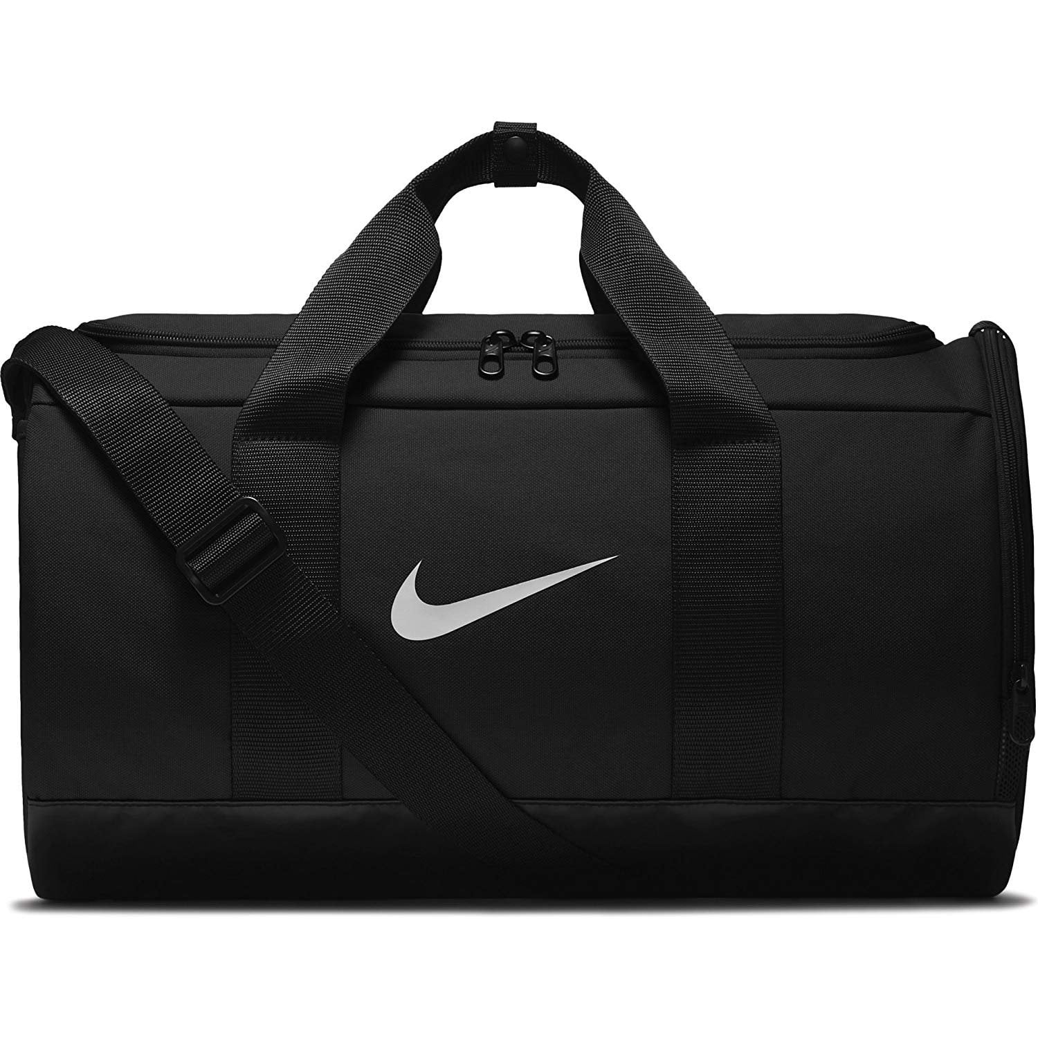 Черная спортивная сумка