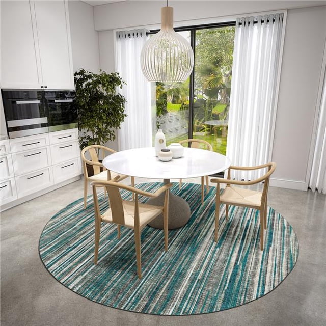 HomeRoots 493047 6 ft. Blue Round Ombre Tufted Handmade Area Rug