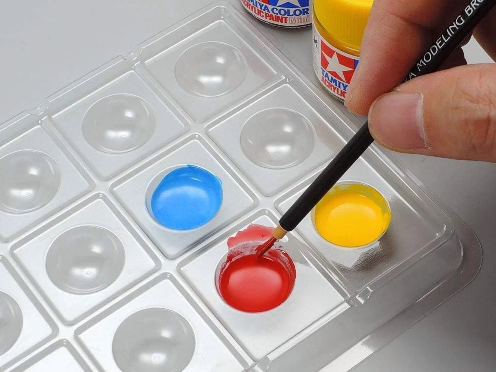 KNACK - Tamiya 87195 18 Colour Mixing Palette (5) Plastic, Model Making, Accessories