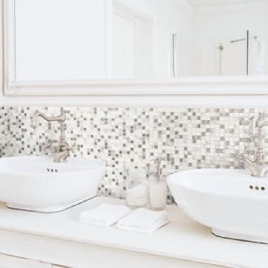 Smart Tiles Peel and Stick Backsplash, 5 Adhesive Tiles, Minimo Beige/Grey/White, 11.55"x9.64"