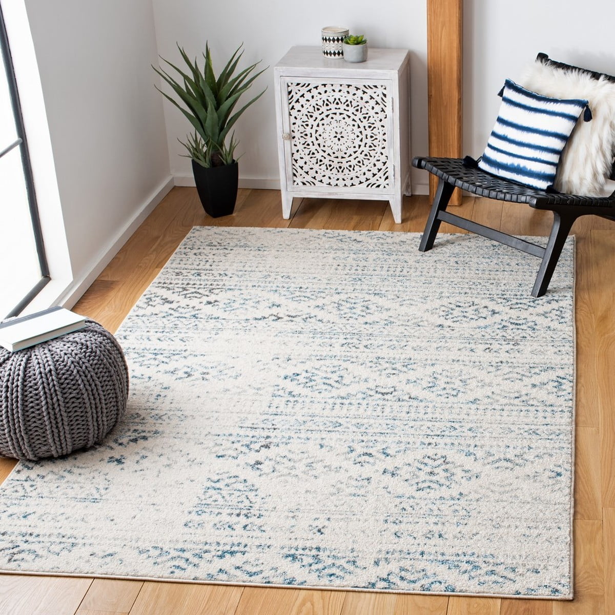 SAFAVIEH Tulum Lakisha Distressed Southwestern Area Rug, 6'7" x 6'7" Square, Ivory/Turquoise