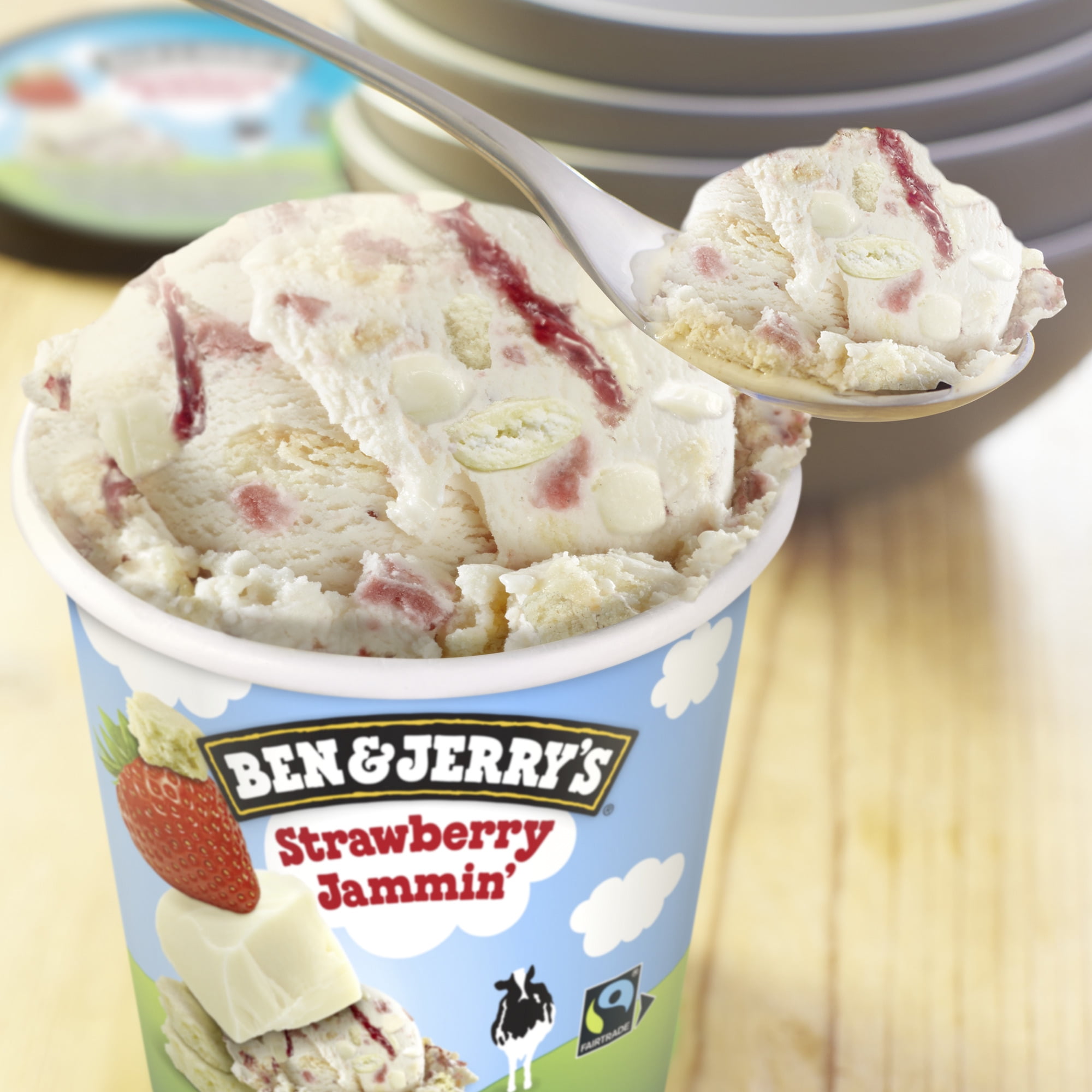 Ben & Jerry's Strawberry Jammin Crème Glacée 473 mL