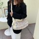 thumbnail image 3 of Bolso de lona para mujer, estilo retro, tipo bandolera, de lona, con letras, para viajes, oficina y escuela., 3 of 5