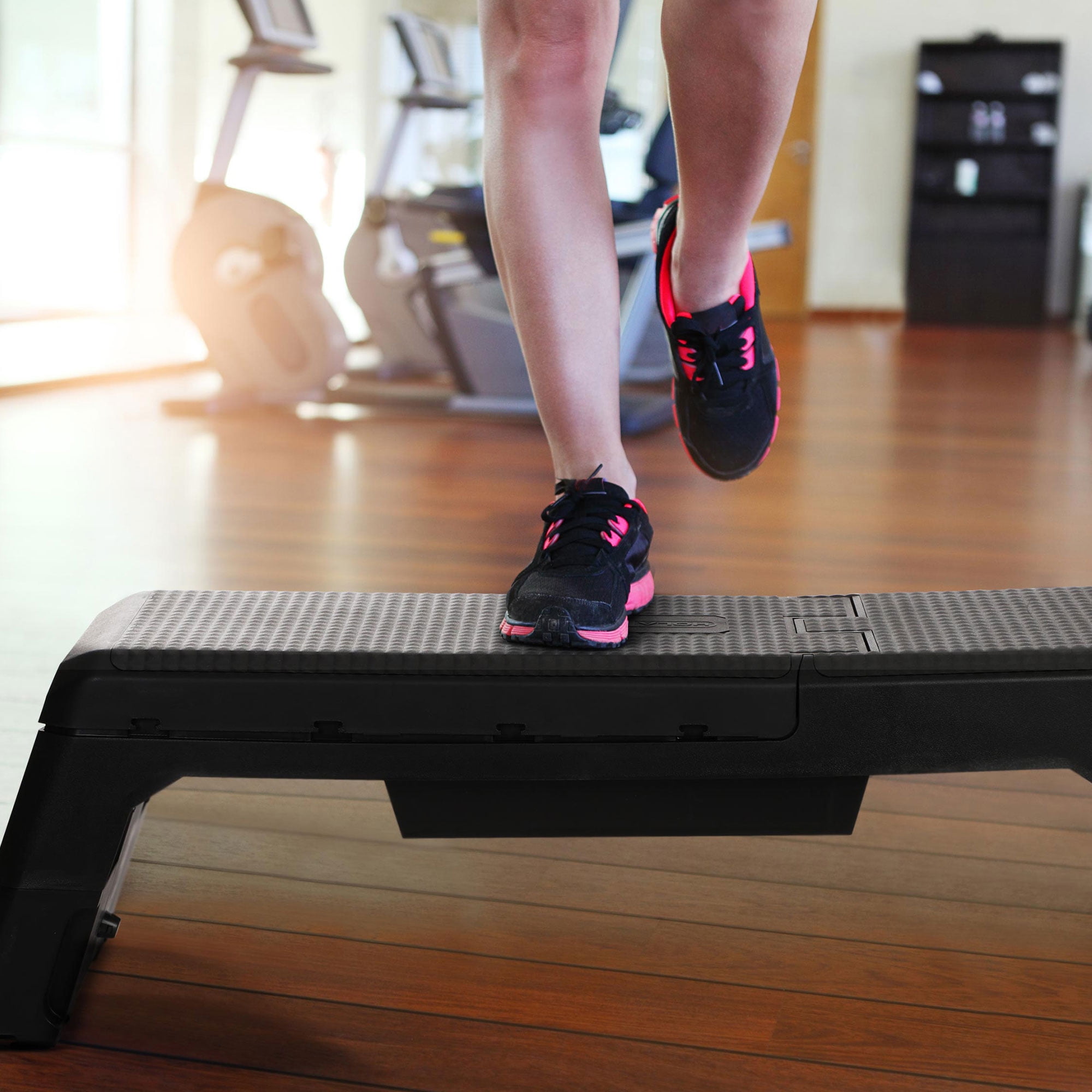 Planche d'équilibre pour training d'aérobie en homegym - amplitude de mouvement de 360 Planche d'équilibre pour training d'aérobie en homegym - amplitude de mouvement de 360