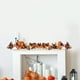 thumbnail image 4 of Guirnalda de Hojas de Arce Artificiales para Halloween, 167 Cm, Decoración Otoñal | Decoración de Plástico Multicolor para El Festival de La Cosecha | Decoración para Barandilla de Escalera, Mesa, Pa, 4 of 6