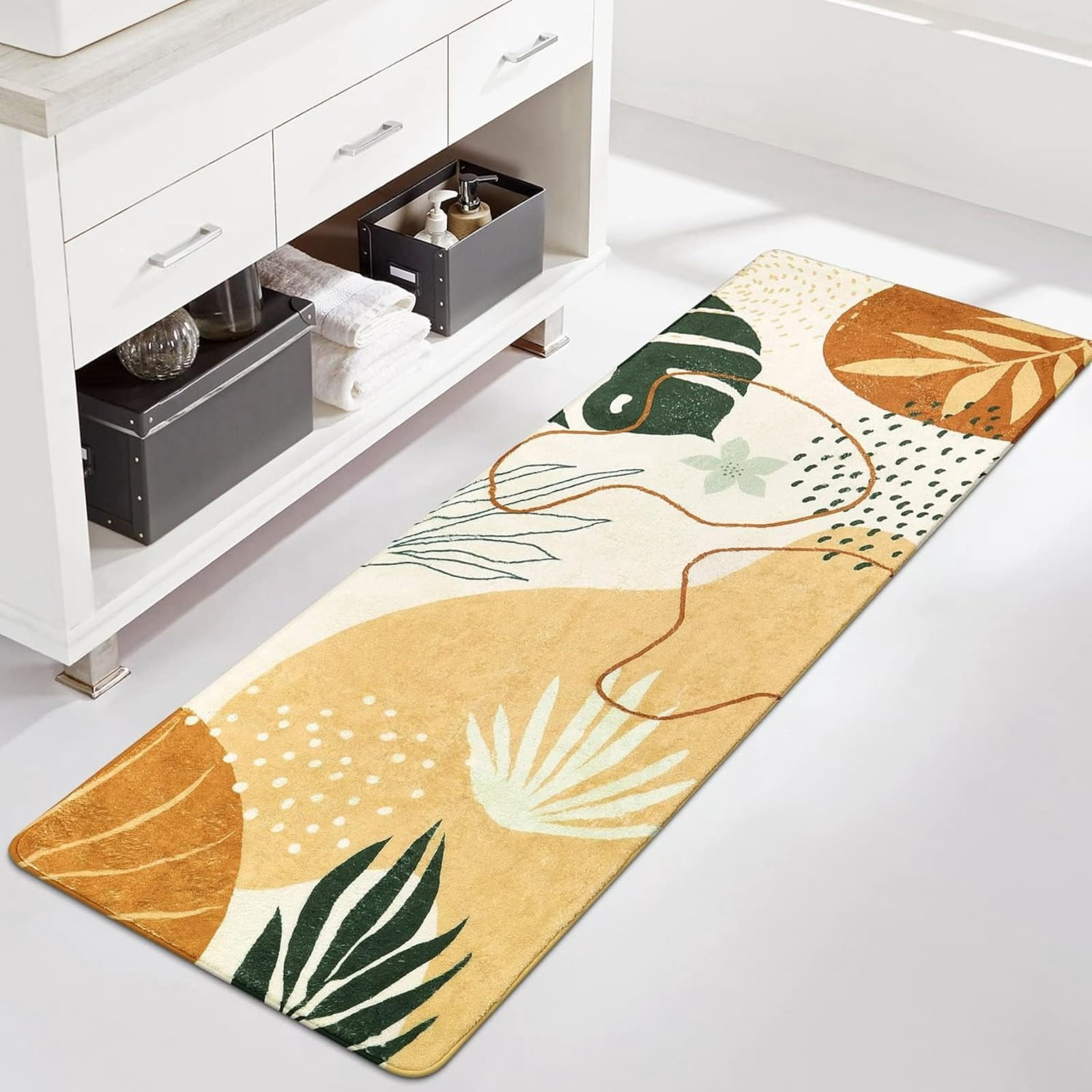 Bathroom Runner Rug Modern Abstract Long Bath Mat Non-Slip Cute Green Plant Bath Rug Soft Velvet Machine Washable Floor Mats for Bathroom Tub Shower