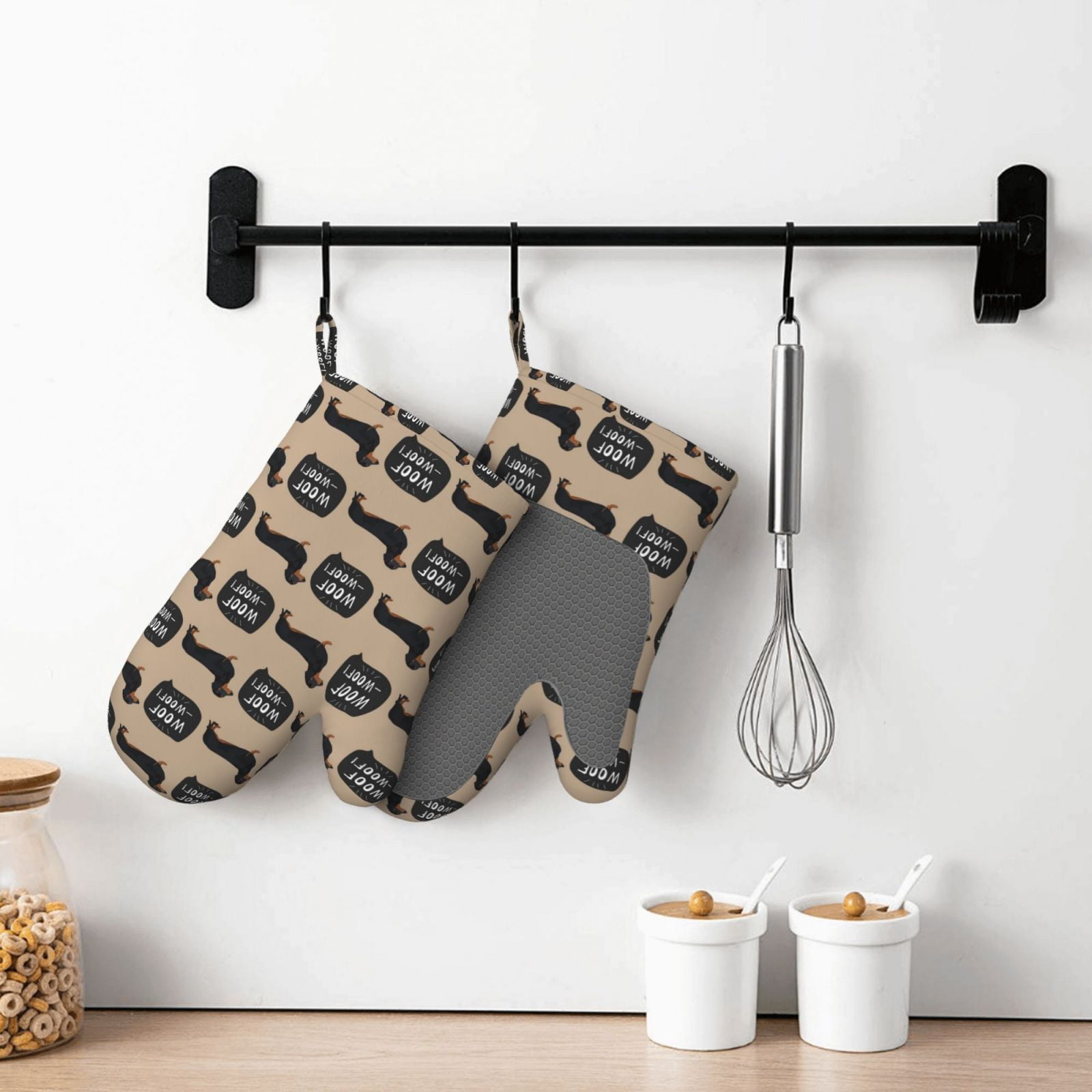 Hirioo Dachshund Dog Woof for Silicone Oven Mitts for BBQ, Baking, Cooking, Set of 2, Heat Resistant 260℃, Non-Slip Kitchen Essentials
