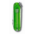 thumbnail image 3 of Victorinox Classic SD Couteau de Poche Vert Translucide à 7 Fonctions, 3 of 4