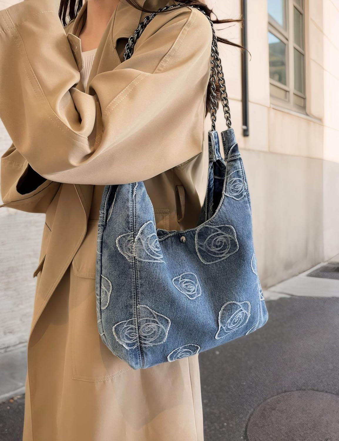 Denim Hobo Tote Bag for Women，Jean Casual Shoulder Purse with Floral Pattern、Chain Strap, Blue