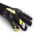 thumbnail image 4 of Guantes para portero Soccer Espec 1GAW4I1Y50-109-217 Talla Chica, 4 of 4