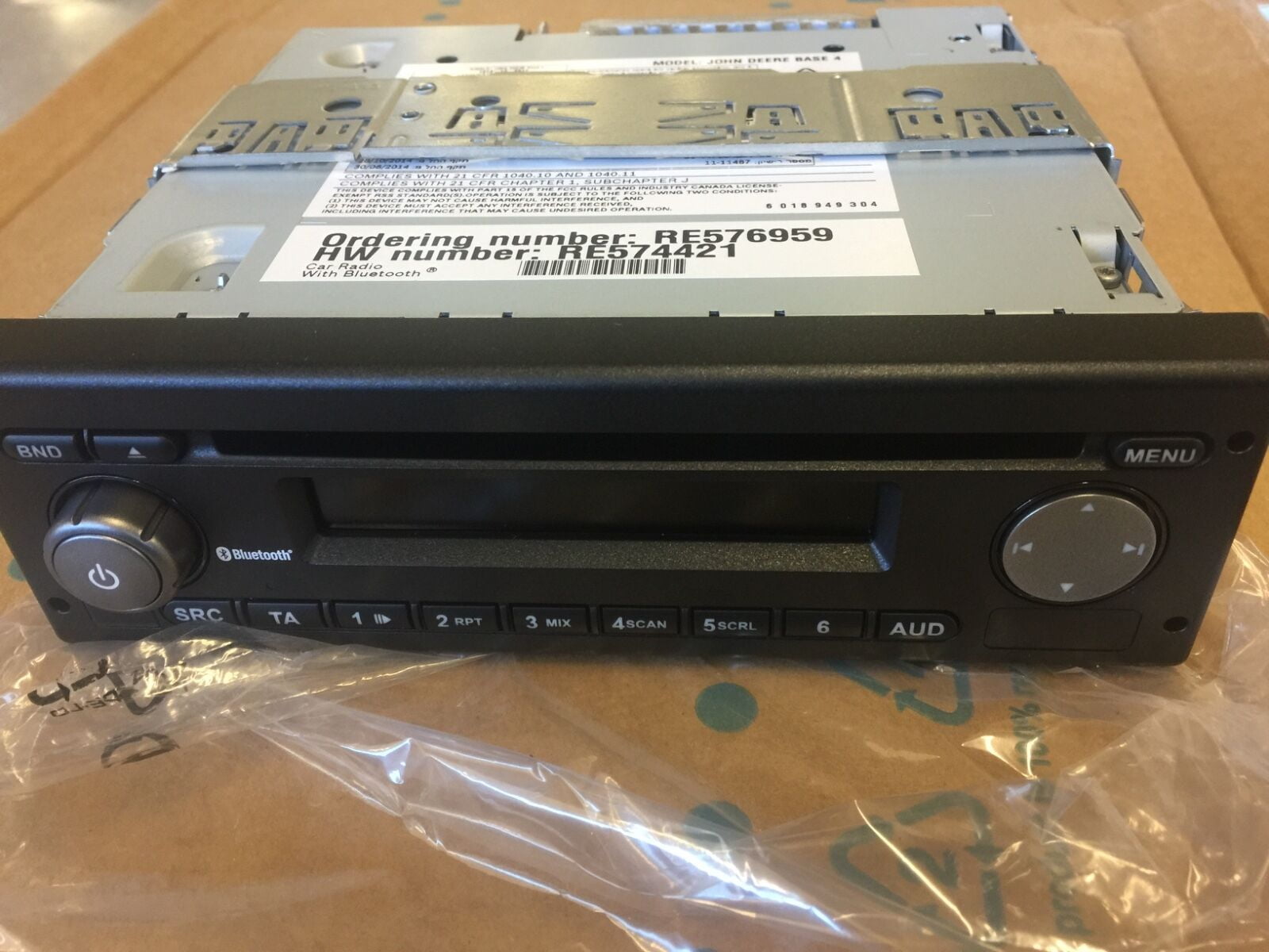 Genuine John Deere OEM Radio RE576959
