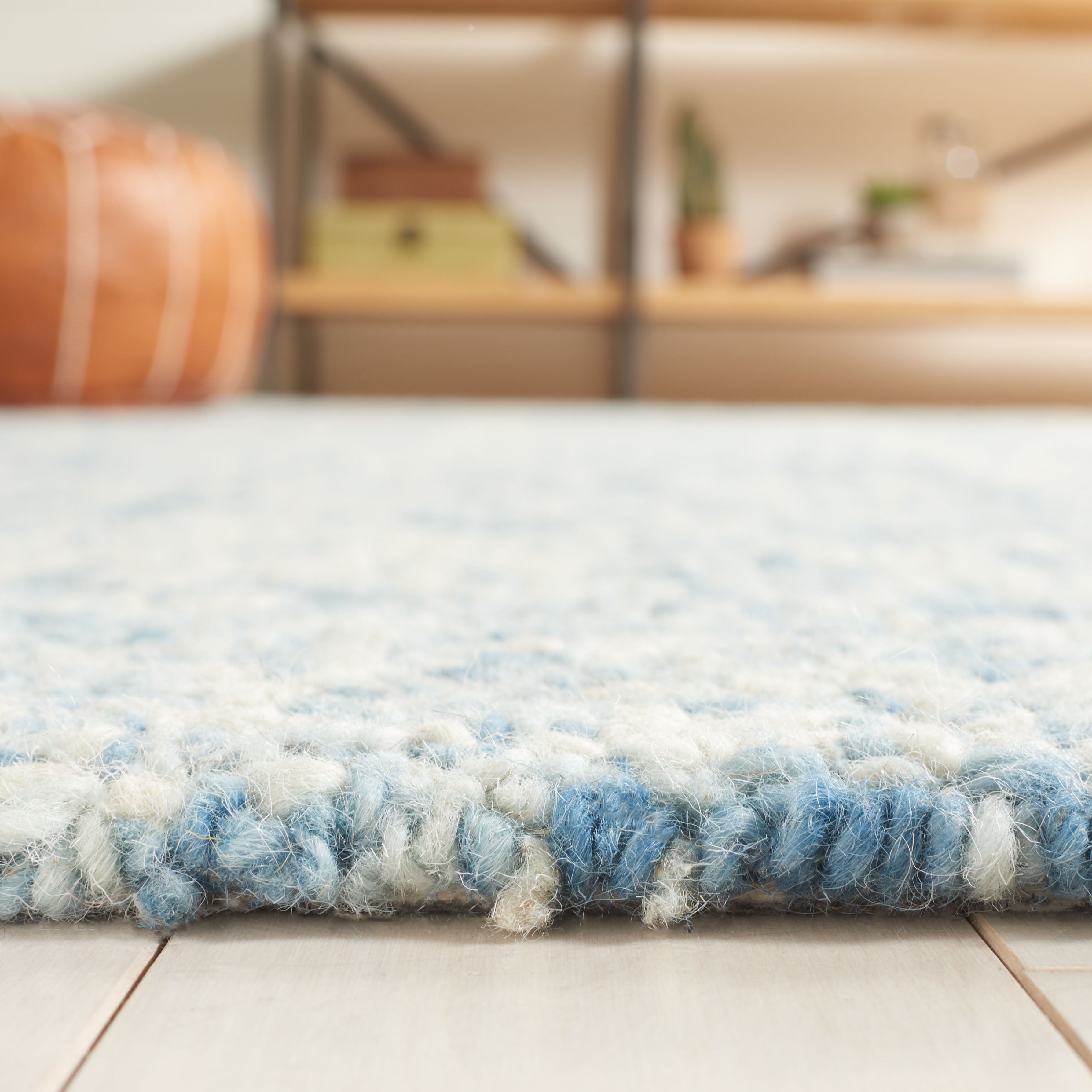 SAFAVIEH Abstract Ethelyn Solid Area Rug, Blue/Ivory, 6' x 6' Round