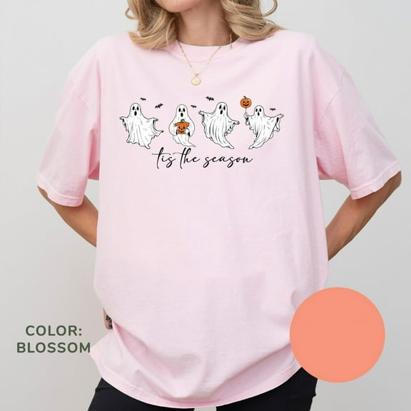 Tis The Season Ghost T-Shirt – Cute Halloween Tee with Dancing Ghosts & Pumpkins – Fall Aesthetic Shirt for Women & Teens