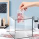 thumbnail image 5 of Desktop Piggy Bank Acrílico Pot de ahorro transparente Banco Banco Suministro de dinero, 5 of 6