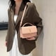 thumbnail image 4 of Bolso Hombro para Mujer Mano Elegante PU Cuadrado Pequeño Al Aire Libre, 4 of 7