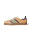 thumbnail image 3 of Zapatillas de tabla unisex de corte bajo para interior Gazelle de Adidas Originals, 3 of 5