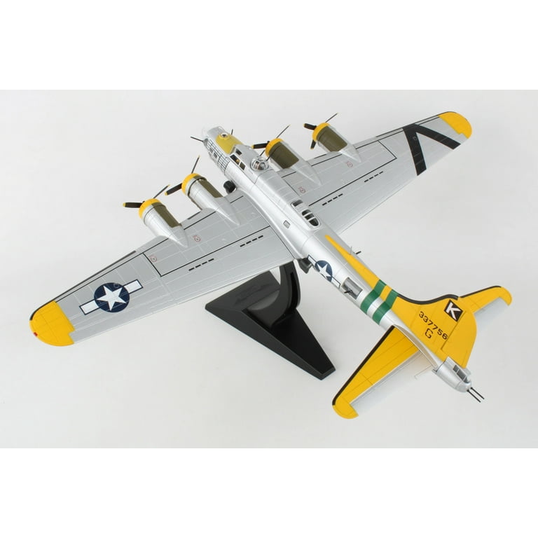 Corgi CG33321 1-72 Scale Boeing B17G Flying Fortress Milk Wagon