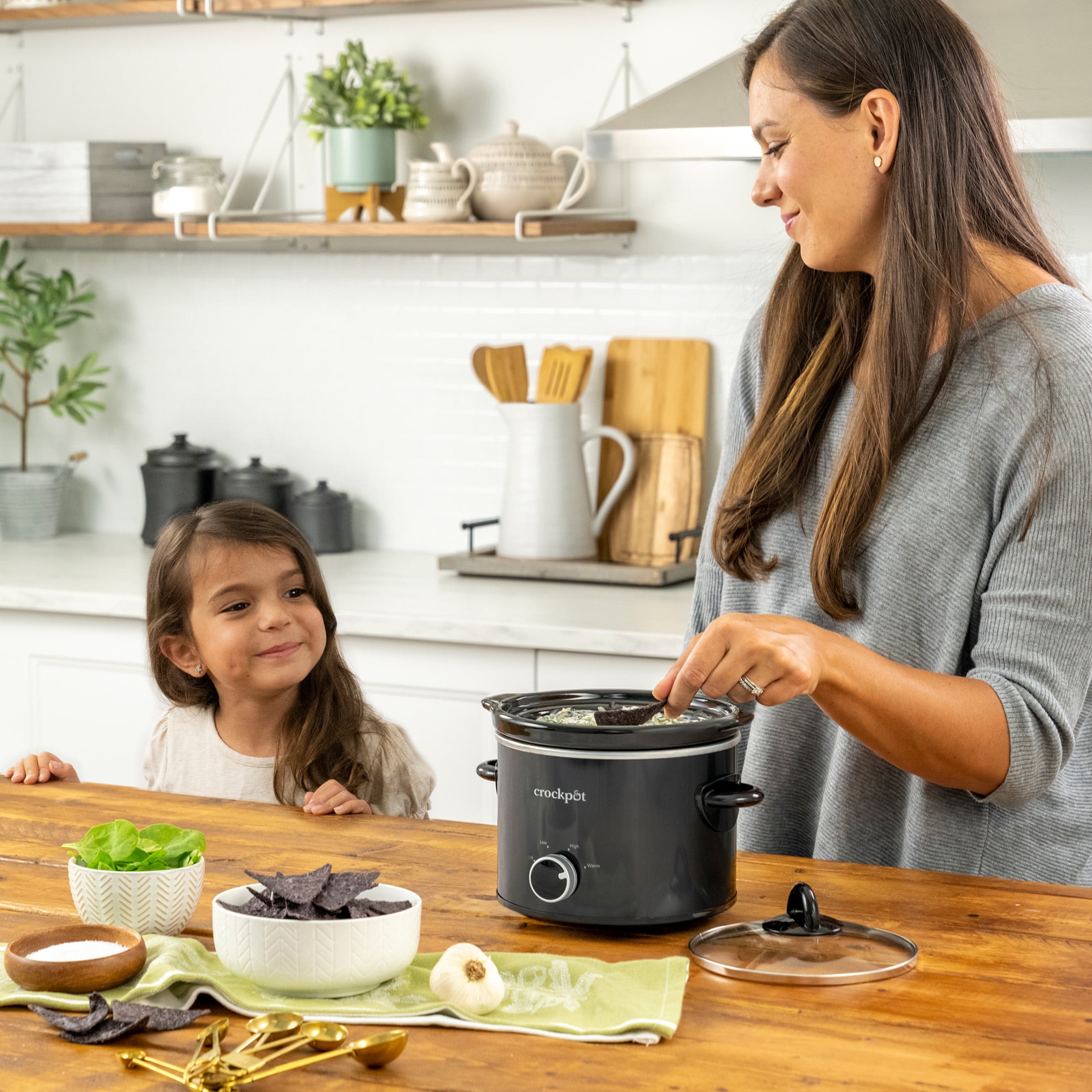 KOOC - Small Slow Cooker - 2 Quart, Black, with Free Liners – KOOC Official