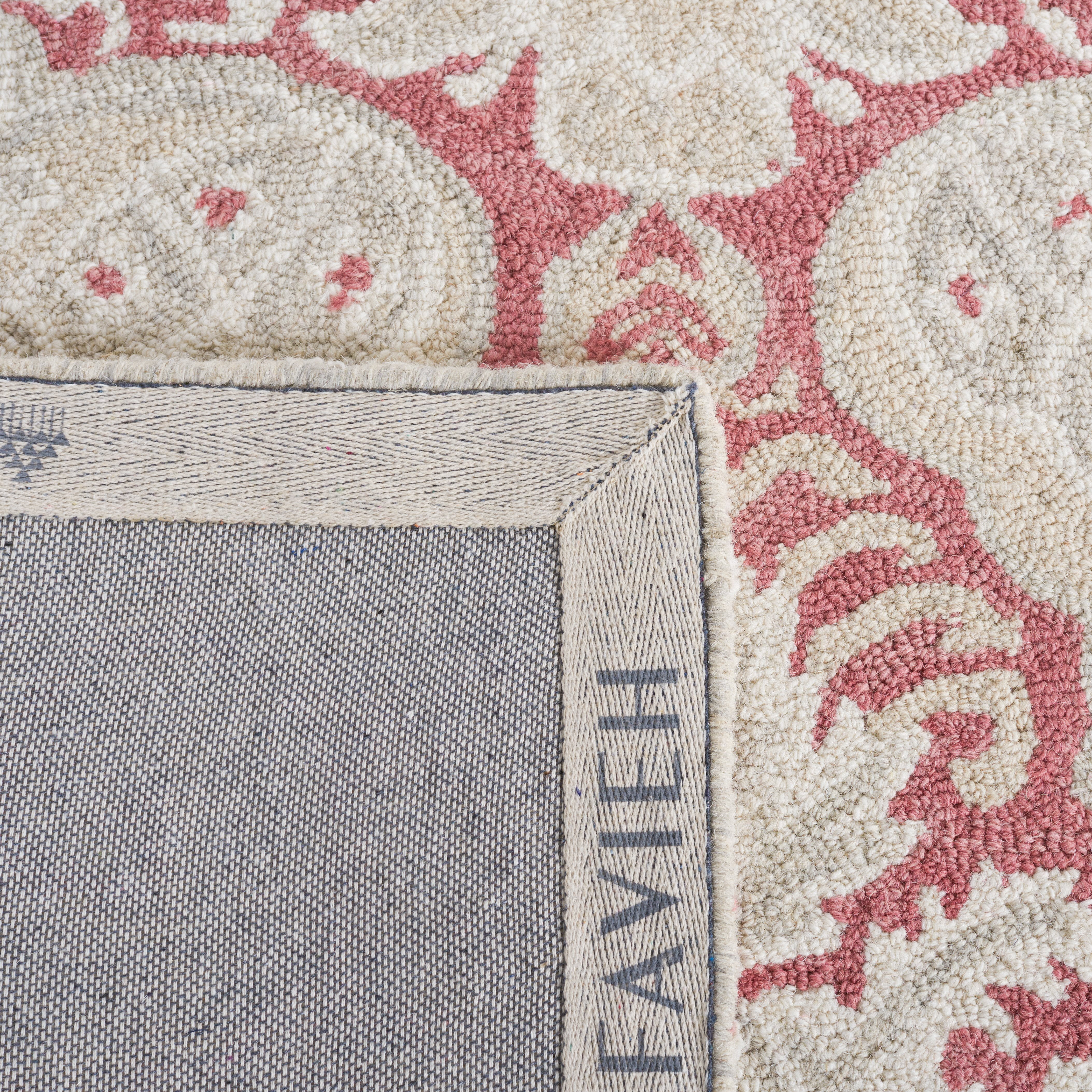 SAFAVIEH Micro-Loop Deziree Floral Area Rug, Pink/Beige, 9' x 12'