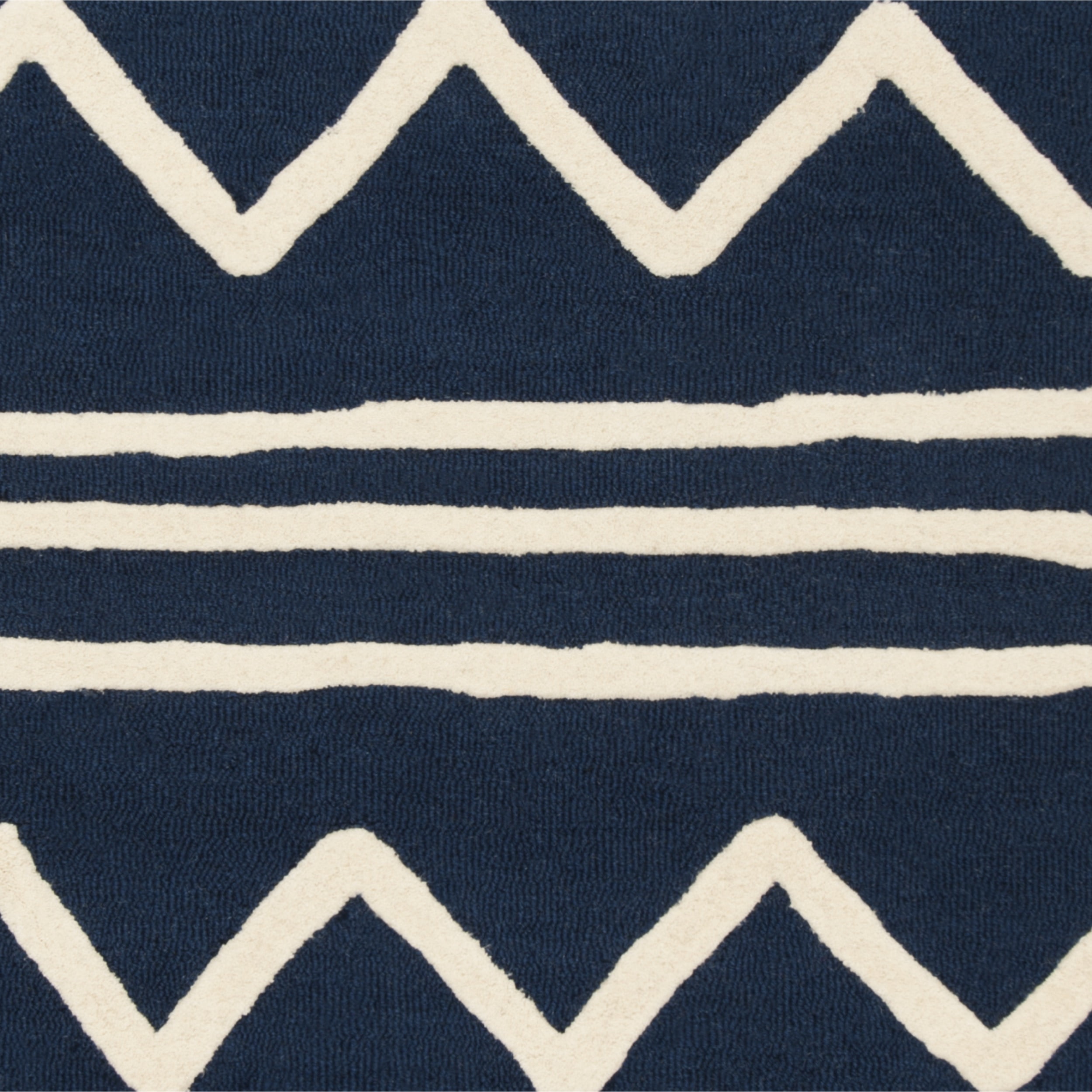 SAFAVIEH Kids Zigzag Striped Wool Area Rug, Navy/Ivory, 4' x 6'