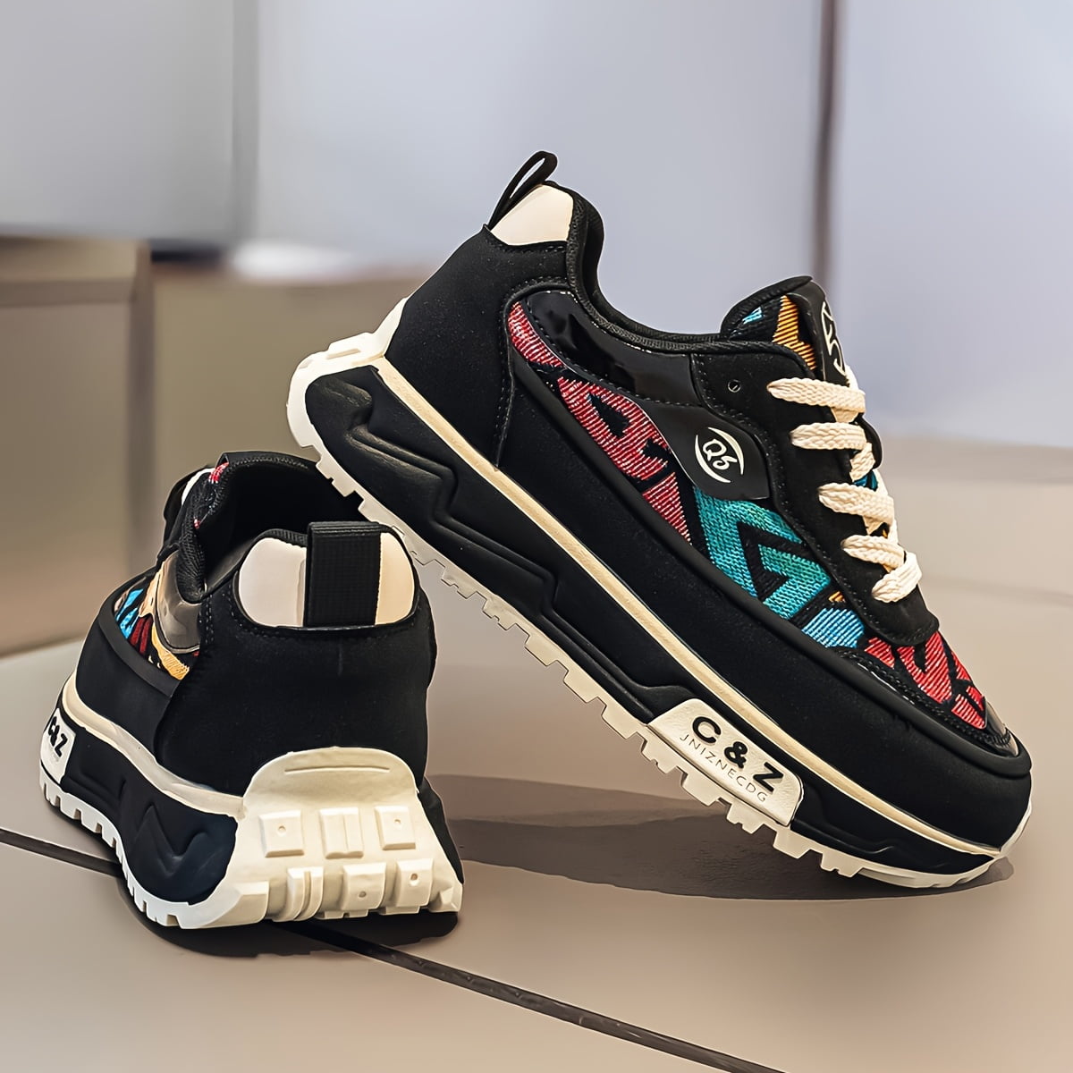 A Pair of Fashionable Men'S Sports Shoes | Casual All-season Hiking Shoes with Traditional Ethnic Plaid & Round Toe Design, Lace-up, Breathable Fabric Upper, Rubber Sole, Non-slip Durable Outdoor Foo