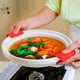 thumbnail image 1 of Pinzas Resistentes Al Calor para Asas de Ollas | Cubreorejas de Hierro Aptos para Microondas | Protección de Manos Antideslizante de Grado Alimenticio | Alternativa a Manoplas de Horno para Cocinar,, 1 of 4