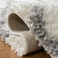 thumbnail image 5 of SAFAVIEH Moroccan Tassel Tangier Geometric Shag Runner Rug, Ivory/Light Grey, 2'2" x 8', 5 of 7