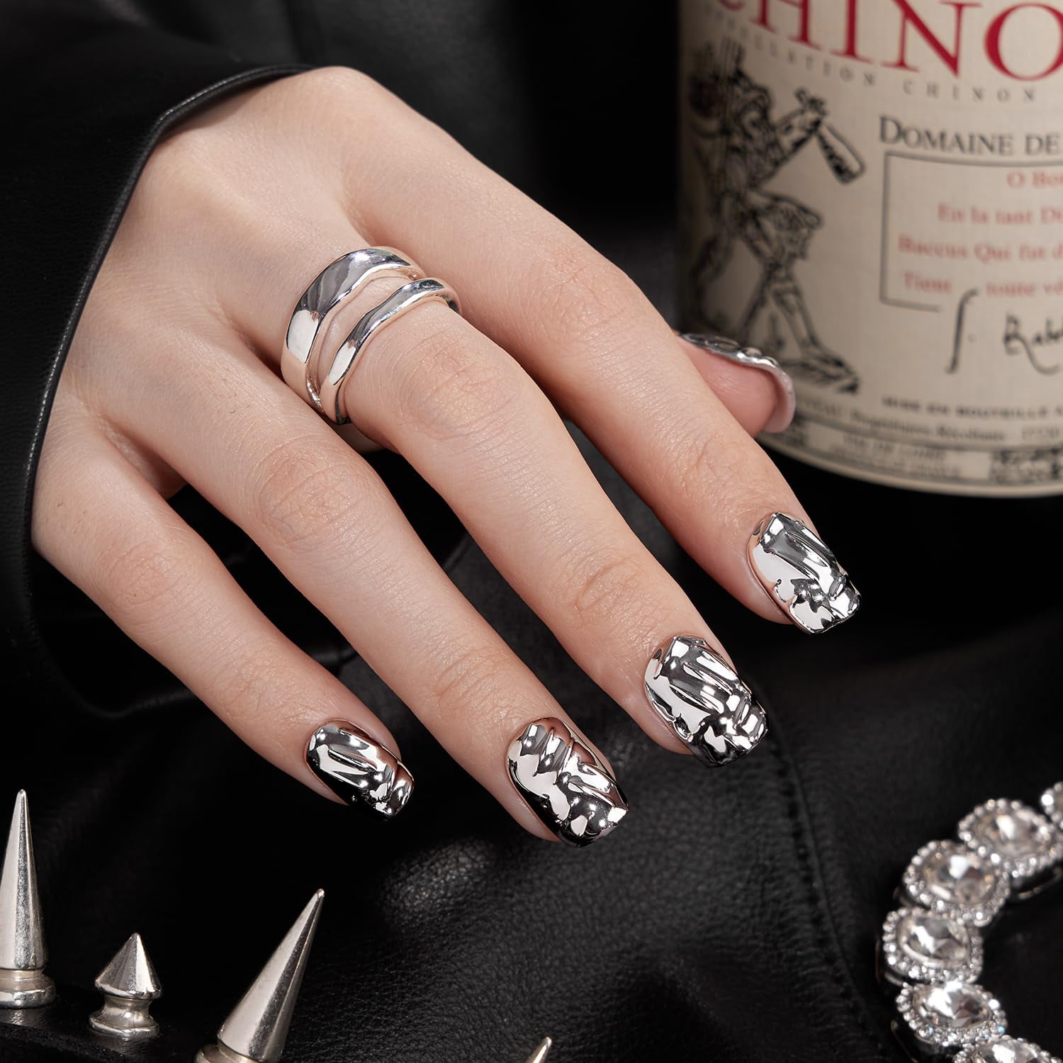 VSALON Press on Nails Short Square - Metallic Chrome 3D Sculpting Glue On Nails, Halloween Reusable Opaque Fake Nails with Quick Dry Glue, Protector Oil - 32 PCS Stick On Nails in 16 Sizes (Armor)