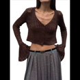 thumbnail image 1 of Blusa para Mujer con Cuello en V y Botones Recortados, Cárdigan de Punto con Mangas Largas Acampanadas. Color Café L, 1 of 10