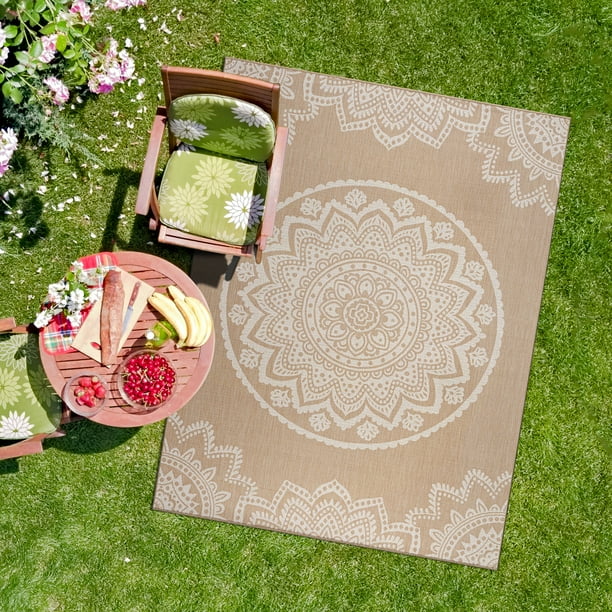 CAMILSON Indoor Outdoor Rug, 5' x 7' Beige Medallion Area Rugs