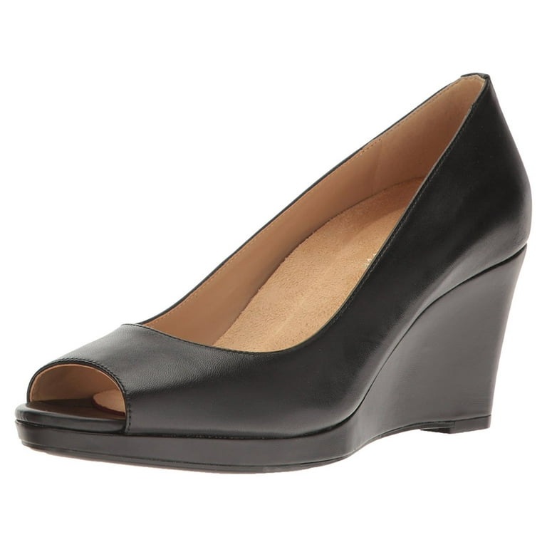 Naturalizer wedge hotsell pumps