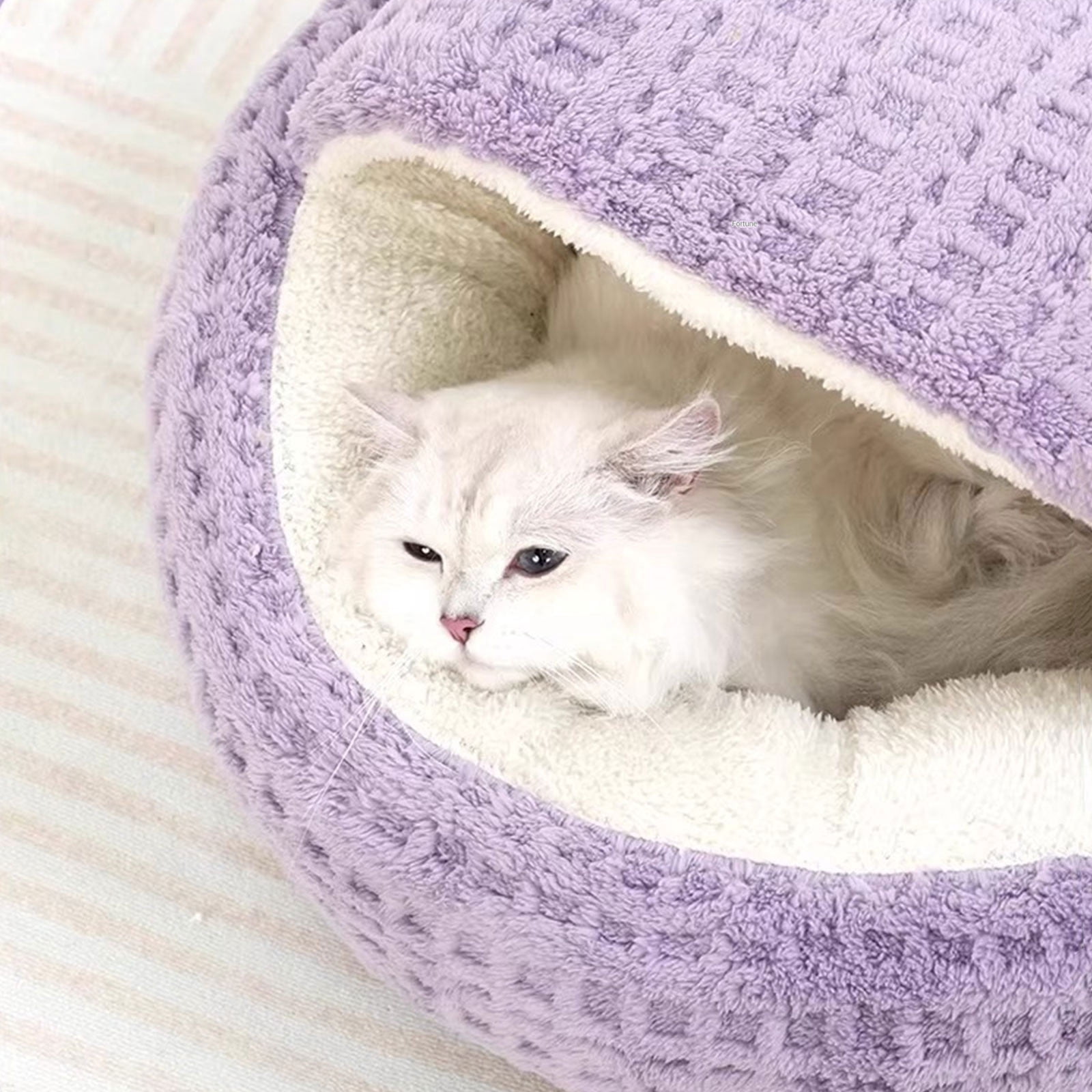 Portable Pet Backpack Hooded Cat Bed Cozy Warming Semi Enclosed Small Puppy Travel Bag for Dogs and Cats Comfortable Outdoor Adventure