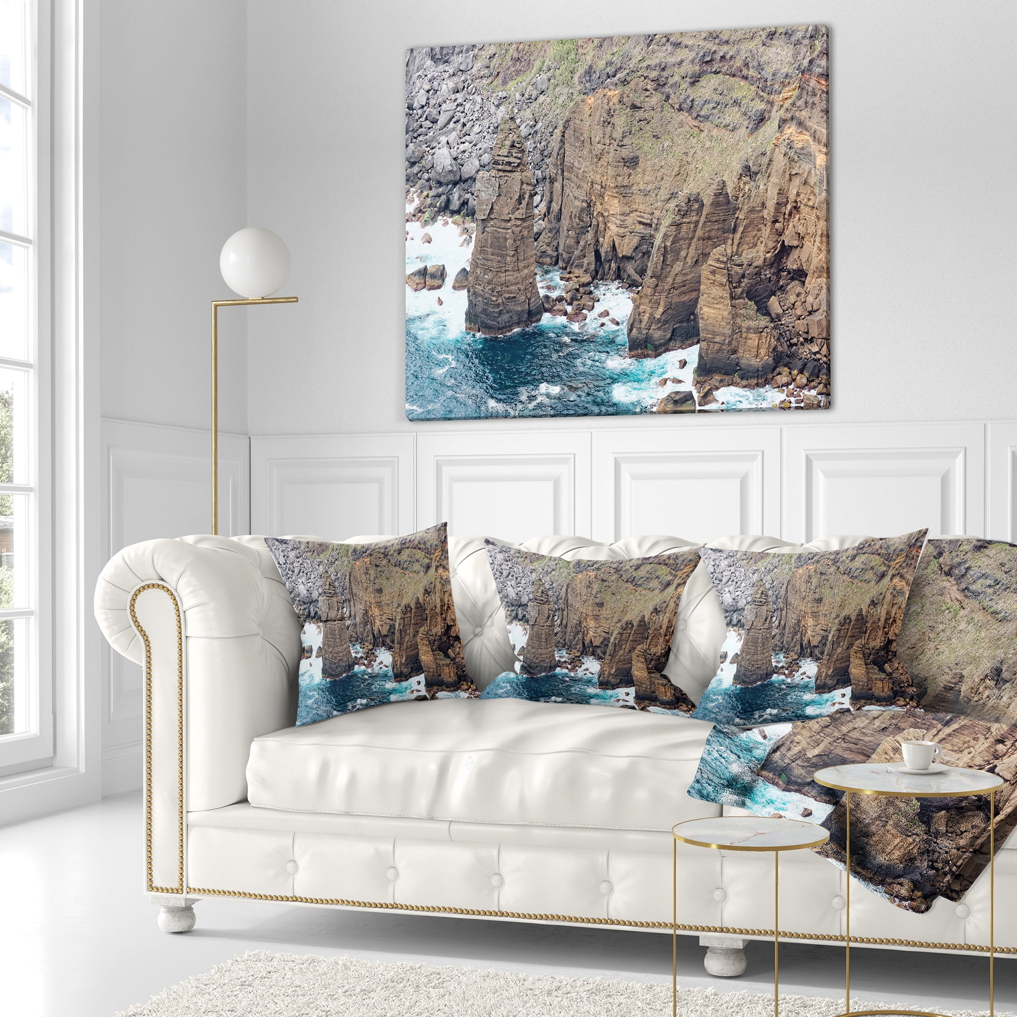 Designart Heave Rocks in Azores Beach - Seashore Throw Pillow - 18x18