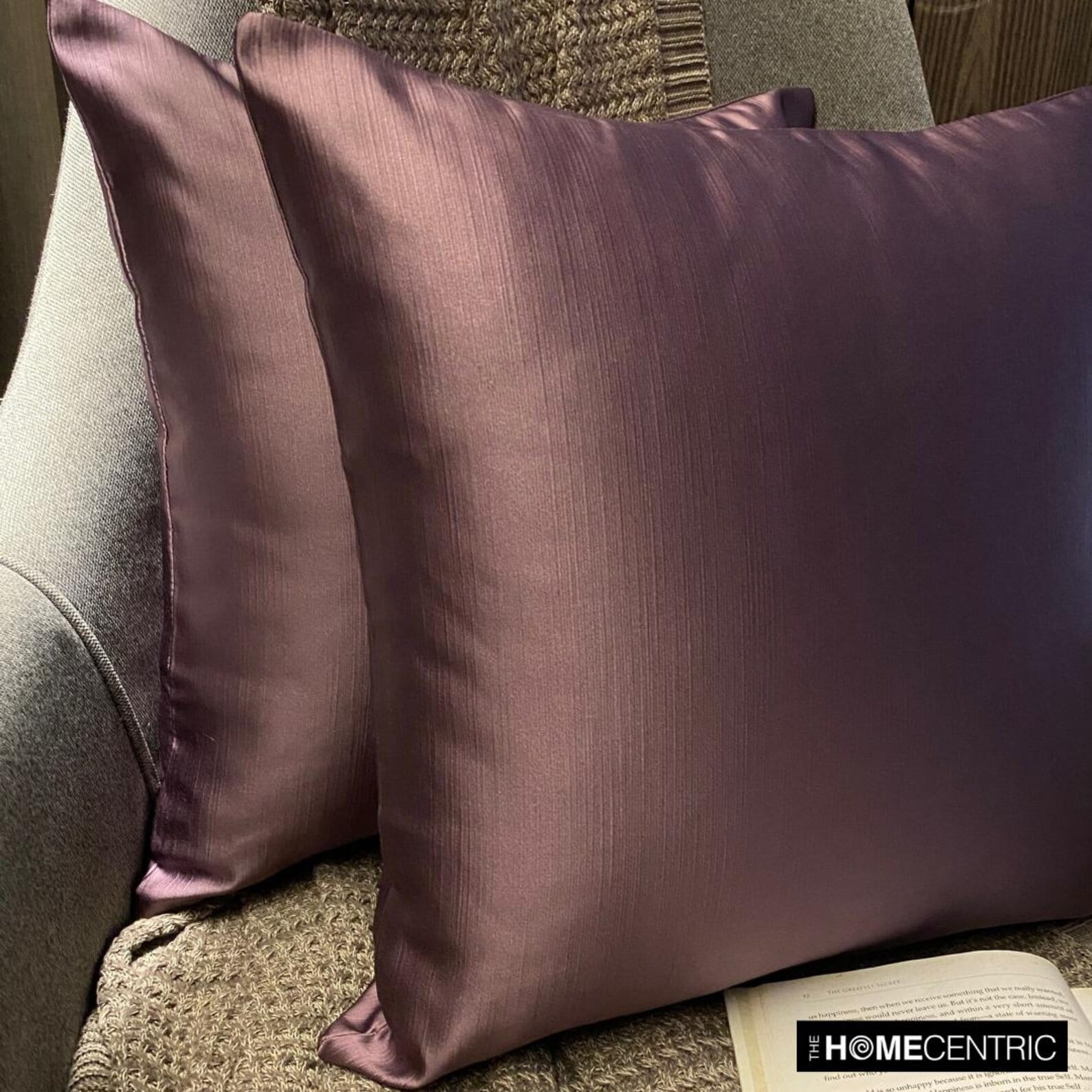 The HomeCentric Decorative Lumbar Pillow Cover Lilac Pack Of 2, 14"x26" (35x65 cm) Satin Solid Oblong Pillow Cover, Solid Modern Style - Lilac Slub Satin