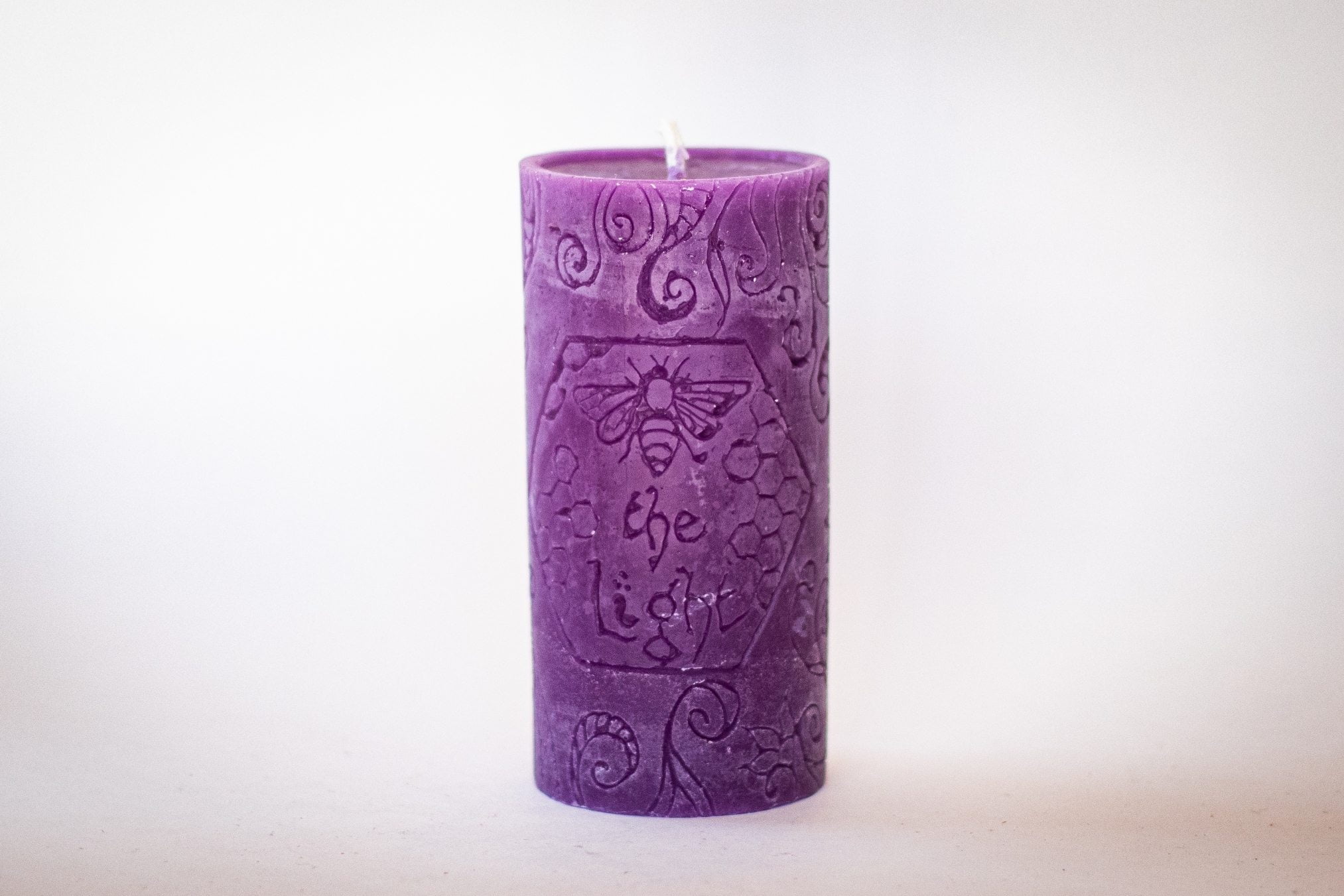 BeeTheLight Pillar Candle - Thumbnail 5